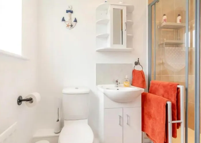 Bernie's Watch, * Whitby