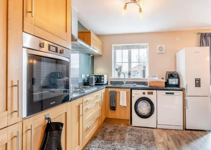 Bernie's Watch, * Whitby